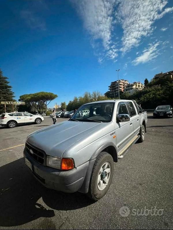 Usata Ford Ranger 143 CV (105 kW) 2002 Grigio Pick-up