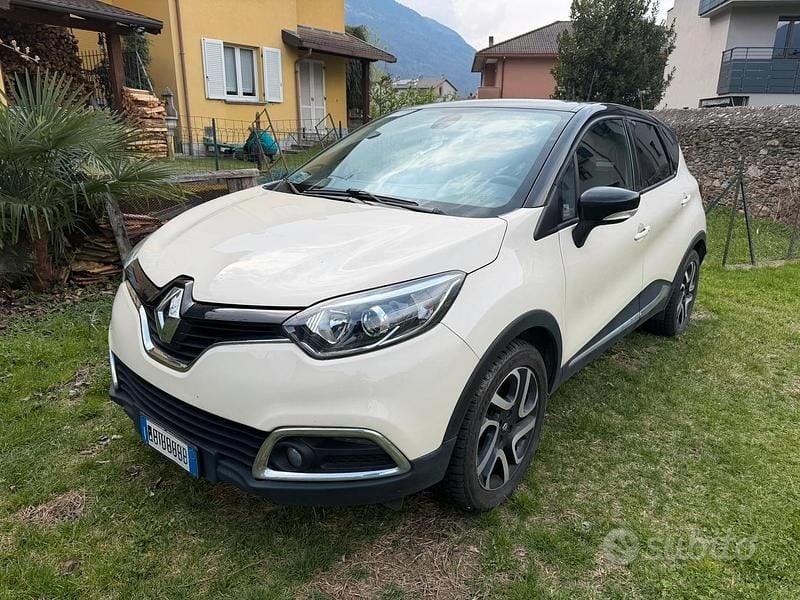 Usata Renault Captur 90 CV (66 kW) 2014 SUV