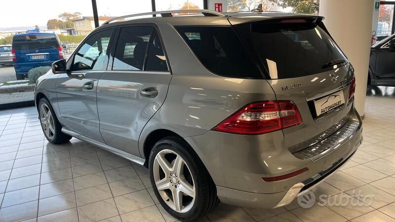 Usata Mercedes ML250 Premium 204 CV (150 kW) 2012 Grigio SUV