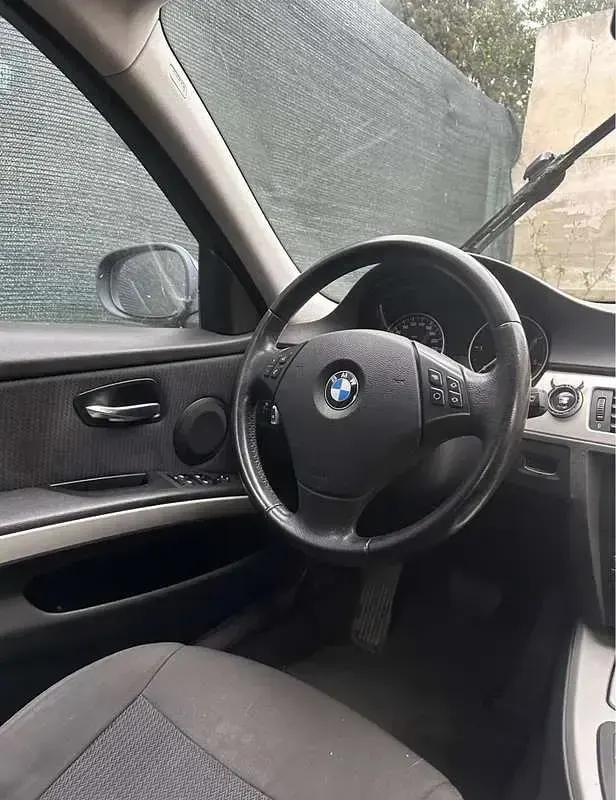 Usata BMW 320 177 CV (130 kW) 2009 Grigio Berlina