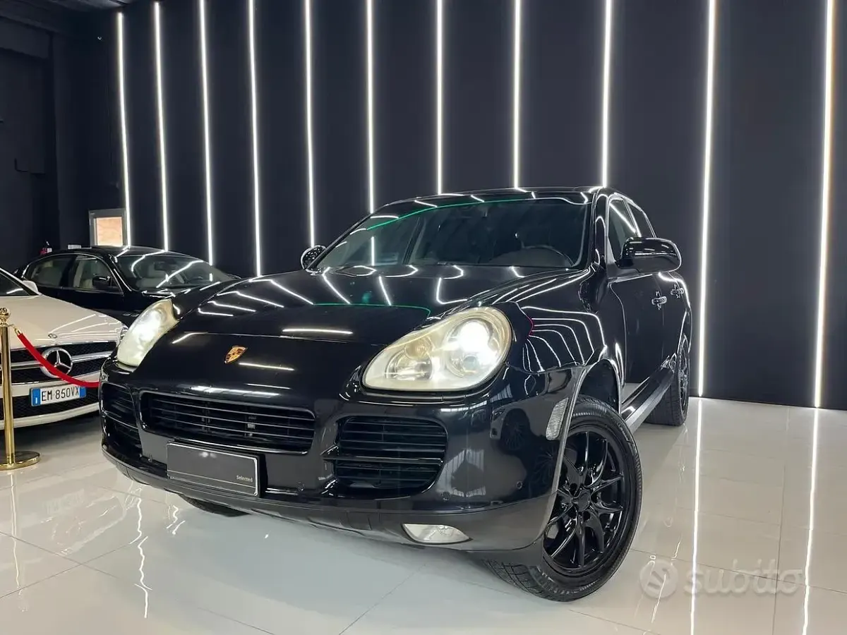 Usata Porsche Cayenne 250 CV (183 kW) 2005 Nero SUV