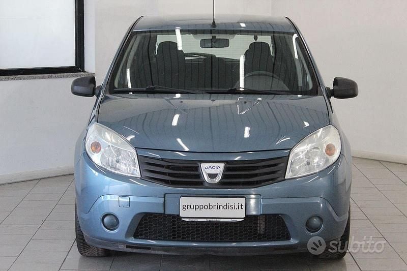 Usata Dacia Sandero 75 CV (55 kW) 2009 Celeste Utilitaria