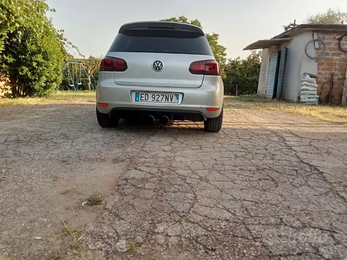 Usata VW Golf VII 110 CV (80 kW) 2012 Grigio Berlina