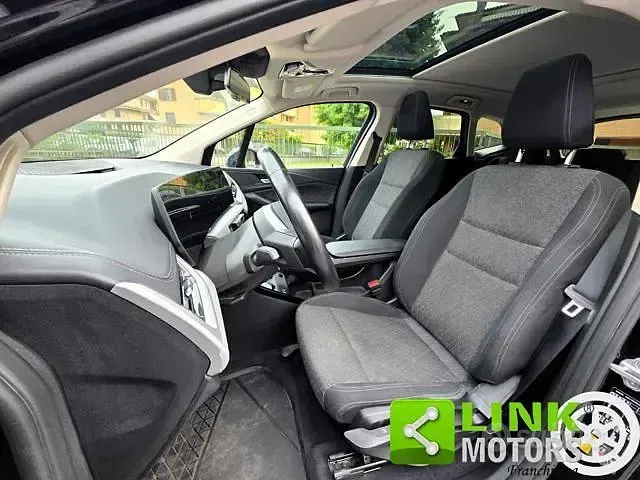 Usata BMW 225 Active Tourer Luxury Line 245 CV (180 kW) 2023 Nero Monovolume