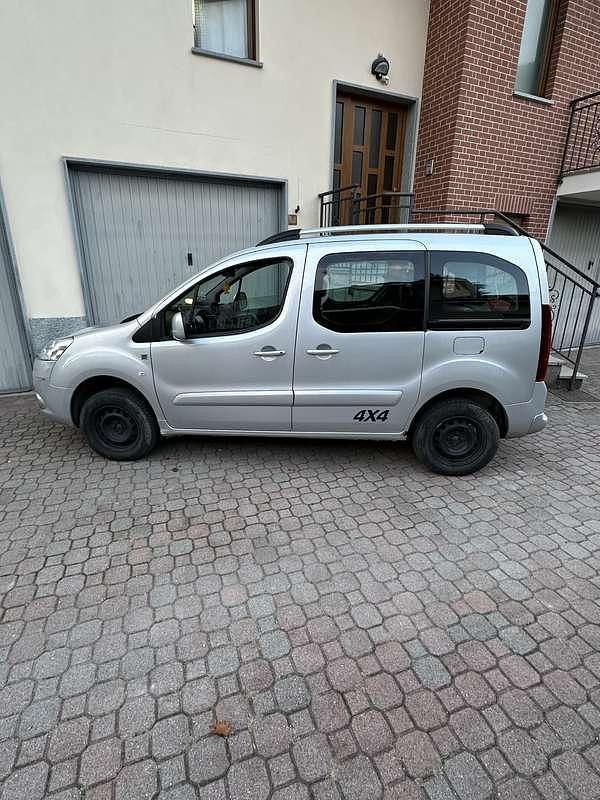 Usata Peugeot TePee Active 92 CV (67 kW) 2015 Station wagon