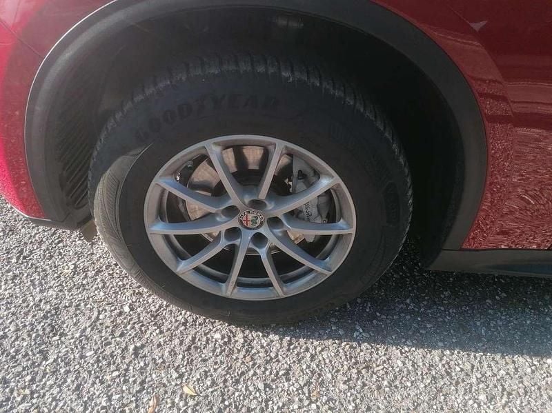 Usata Alfa Romeo Stelvio Business 190 CV (139 kW) 2019 Beige SUV