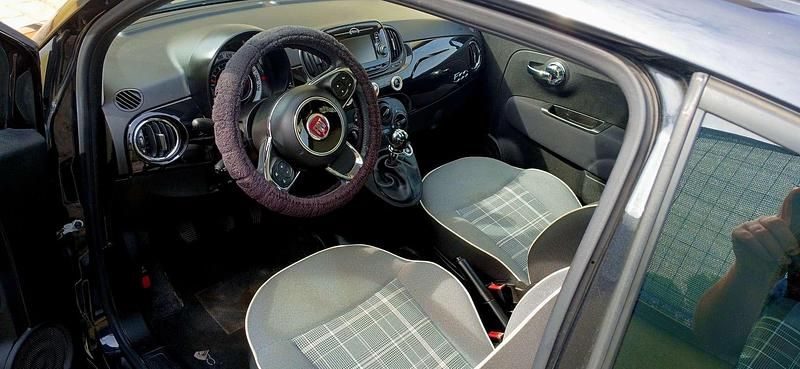 Usata Fiat 500 Lounge 69 CV (50 kW) 2017 Nero Utilitaria