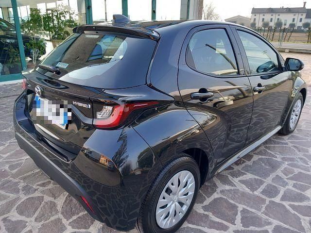 Usata Mazda 2 231 CV (169 kW) 2023 Nero metallizzato Utilitaria