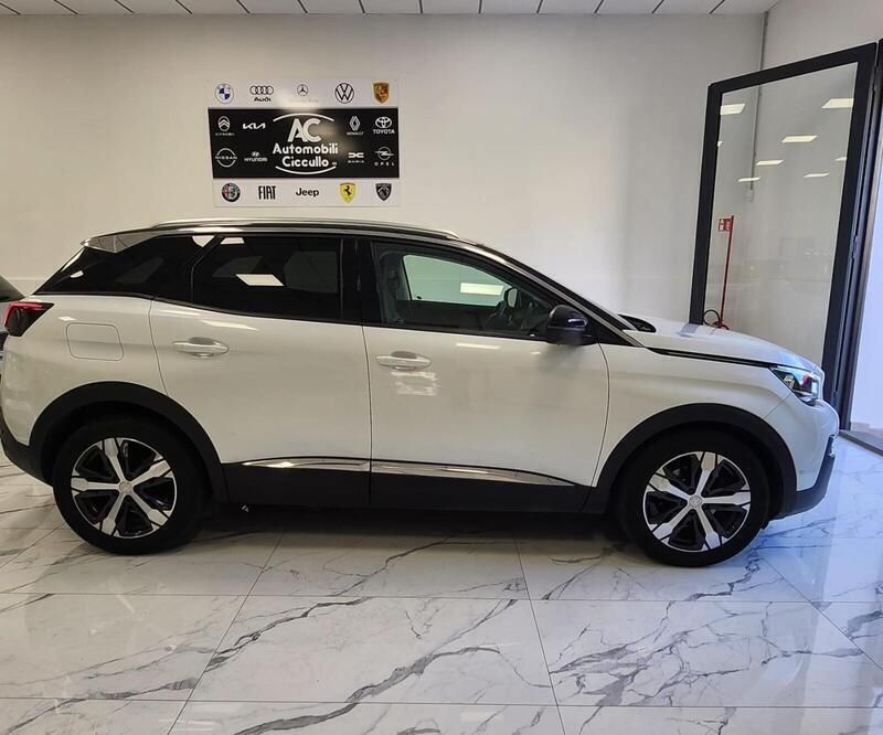 Usata Peugeot 3008 Allure 120 CV (88 kW) 2017 Bianco SUV