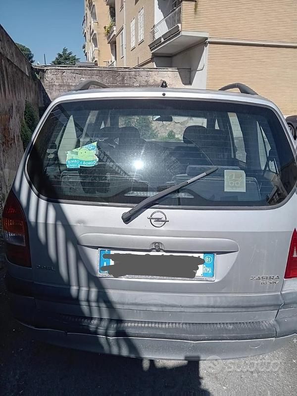 Usata Opel Zafira 2001 Monovolume