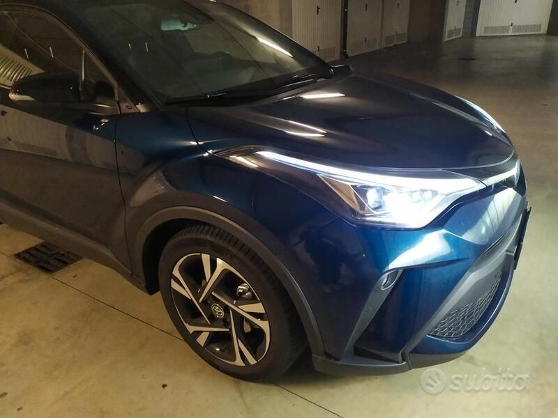 Usata Toyota C-HR 98 CV (72 kW) 2023 SUV