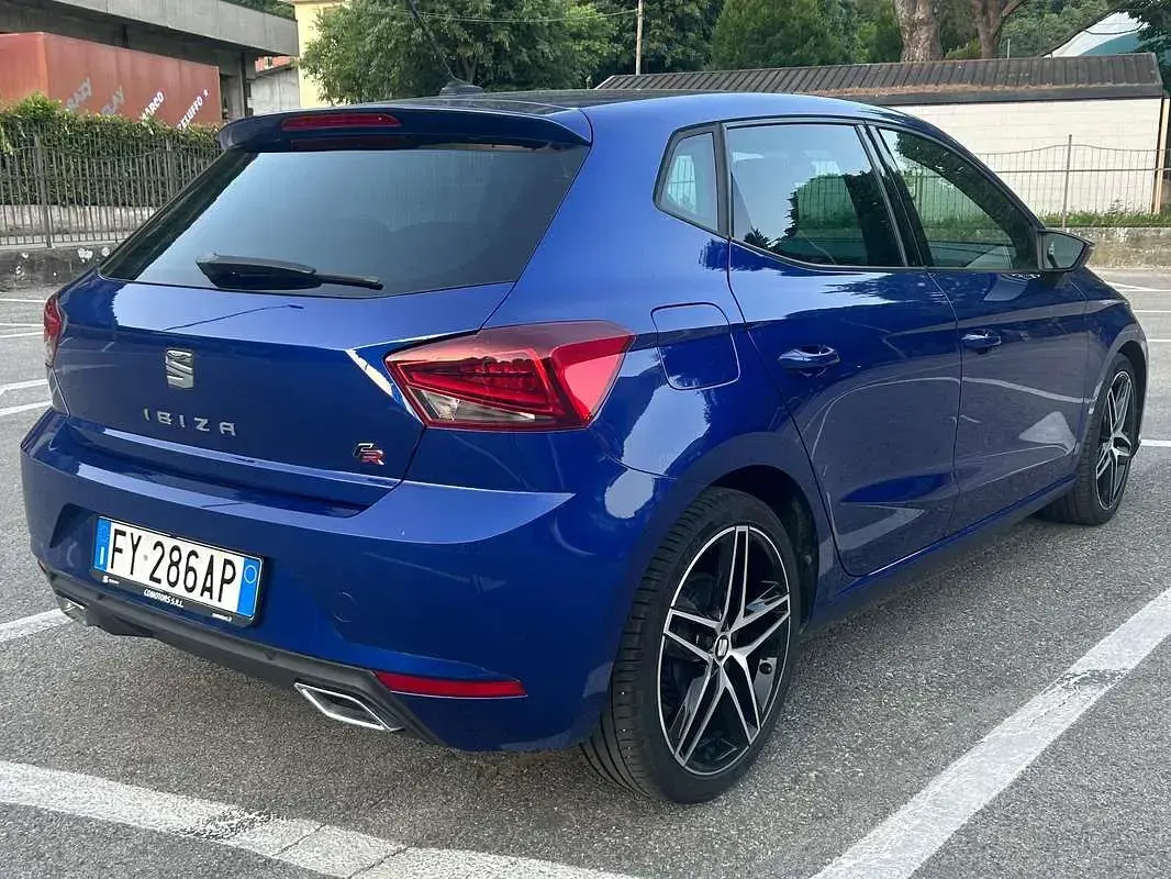 Usata Seat Ibiza FR-Line 95 CV (69 kW) 2019 Bluazzurro Utilitaria