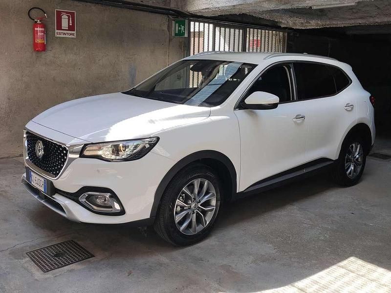 Usata MG HS Comfort 162 CV (119 kW) 2022 Bianco SUV