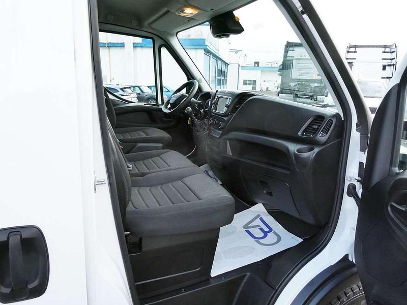 Usata Iveco Daily 160 CV (117 kW) 2024 Bianco Furgone