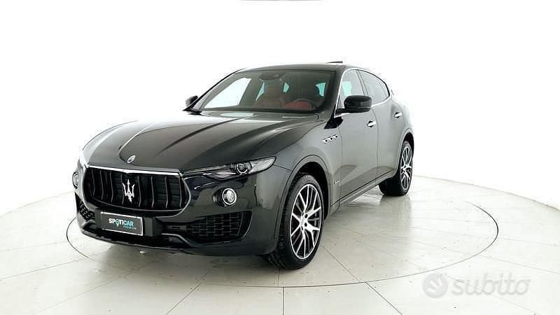 Usata Maserati Levante 275 CV (202 kW) 2018 Nero SUV