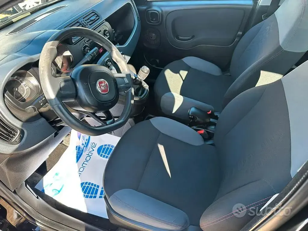Usata Fiat Panda Pop 69 CV (50 kW) 2018 Nero Utilitaria
