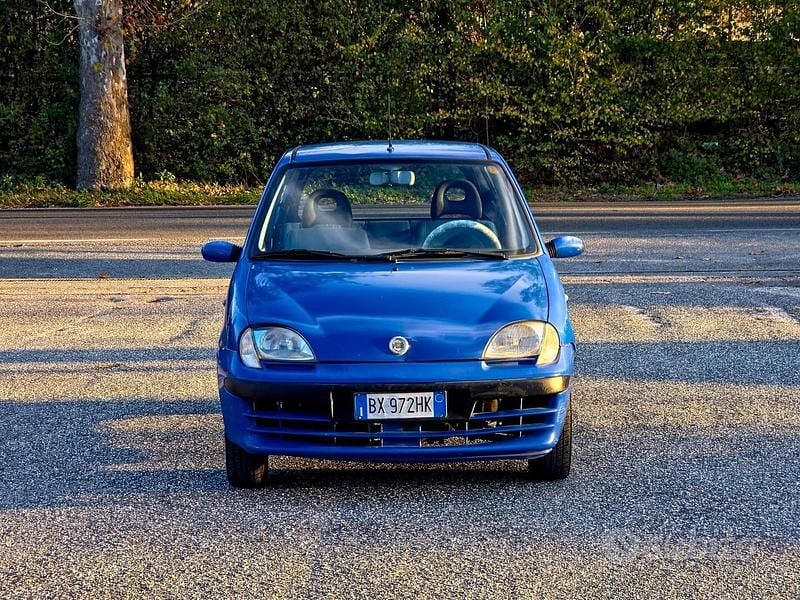 Usata Fiat Seicento 54 CV (39 kW) 2001 Blu Utilitaria