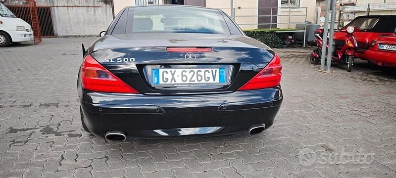 Usata Mercedes SL500 AMG 305 CV (224 kW) 2005 Nero Cabrio