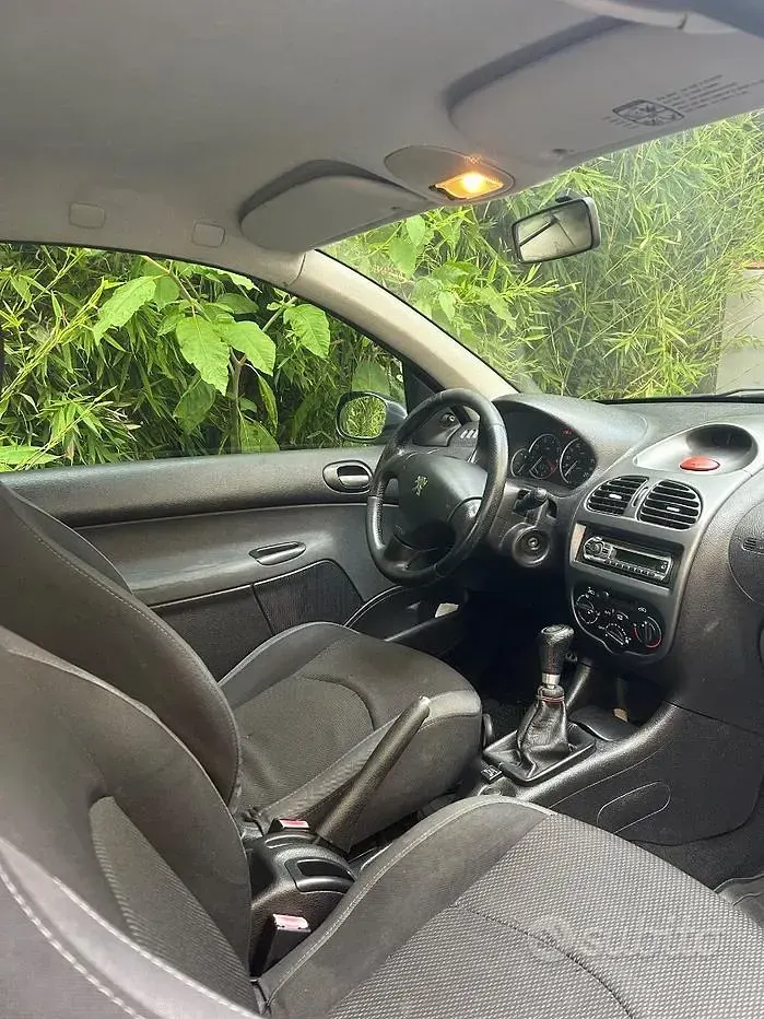 Usata Peugeot 206 75 CV (55 kW) 2005 Nero Berlina