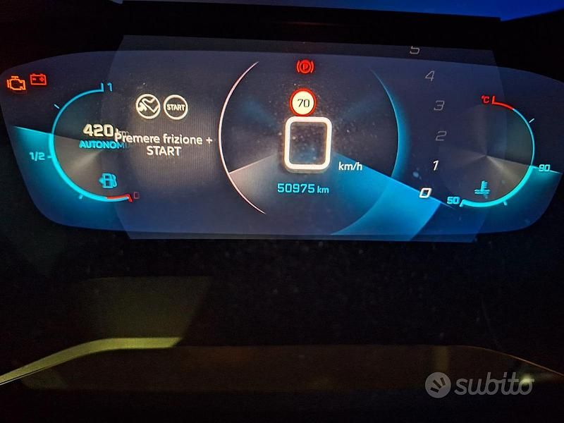 Usata Peugeot 2008 Allure 130 CV (95 kW) 2023 Nero SUV