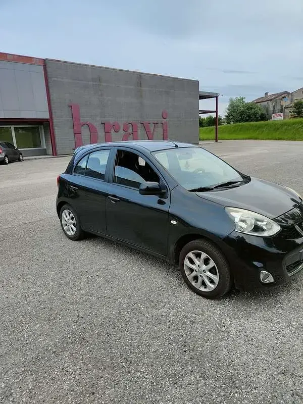 Usata Nissan Micra Tekna 80 CV (58 kW) 2013 Utilitaria
