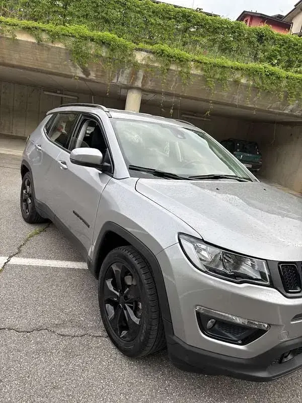 Usata Jeep Compass Night Eagle 120 CV (88 kW) 2019 Grigio SUV