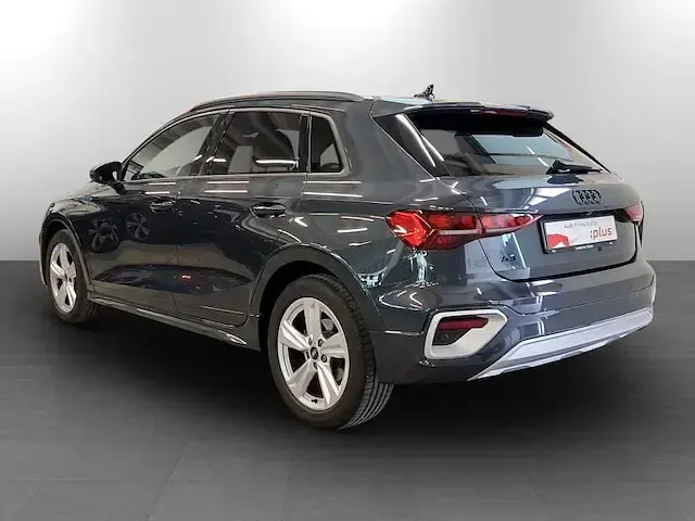 Usata Audi A3 Business 150 CV (110 kW) 2024 Grigio manhattan metallizzato Berlina