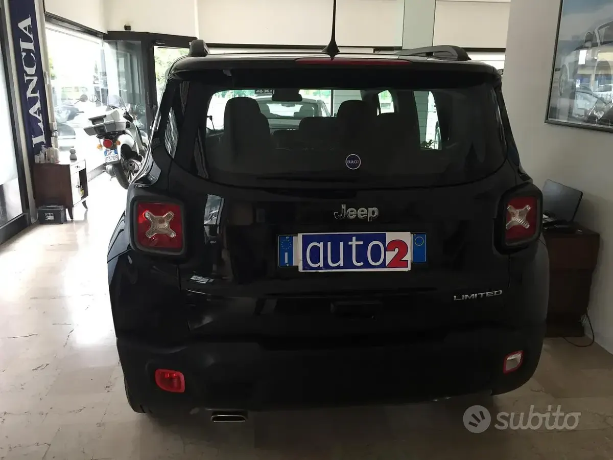 Usata Jeep Renegade Limited 130 CV (95 kW) 2021 Nero SUV