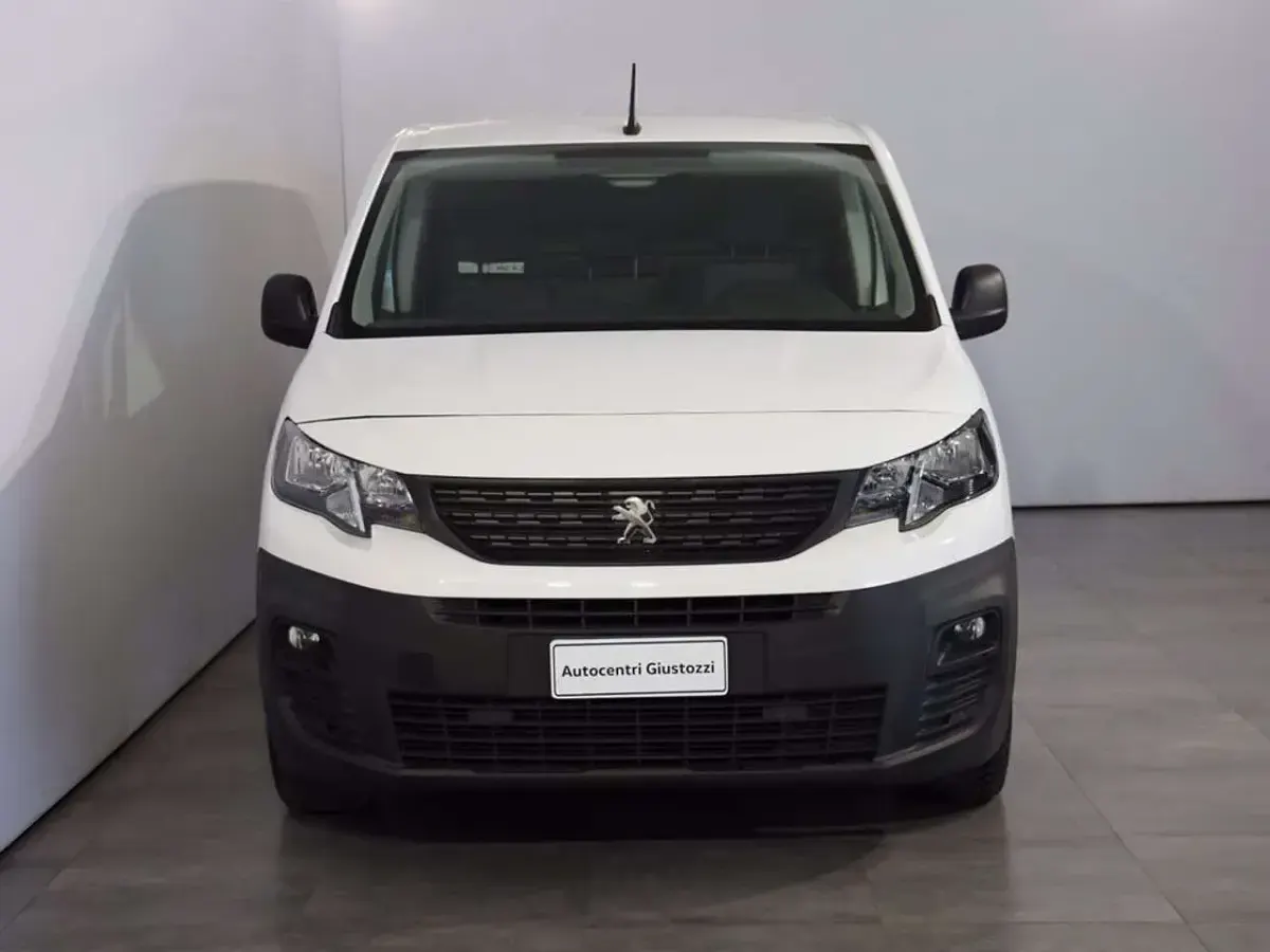 Usata Peugeot Partner S 102 CV (75 kW) 2020 Grigio Monovolume