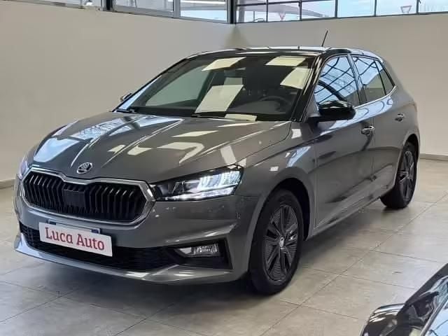Usata Skoda Fabia 80 CV (58 kW) 2023 Grigio Utilitaria
