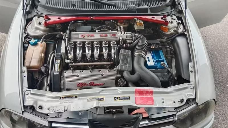 Usata Alfa Romeo 156 GTA 250 CV (183 kW) 2002 Argento Station wagon