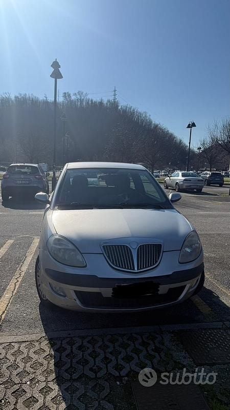 Usata Lancia Ypsilon 60 CV (44 kW) 2006 Utilitaria