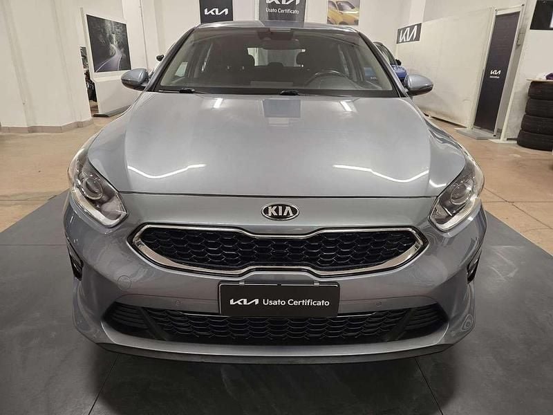 Usata Kia Ceed Style 95 CV (69 kW) 2022 Grigio Utilitaria