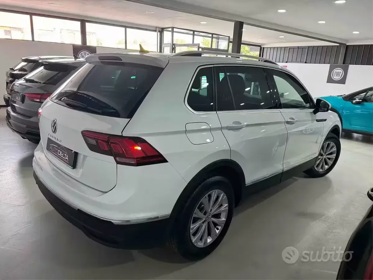 Usata VW Tiguan Elegance 150 CV (110 kW) 2021 Bianco SUV
