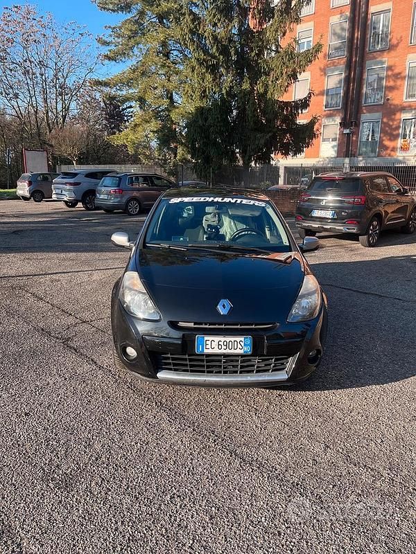 Usata Renault Clio II 75 CV (55 kW) 2010 Nero Berlina
