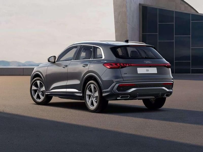 Nuova Audi Q5 Business 204 CV (150 kW) 2026 Grigio daytona perlato SUV