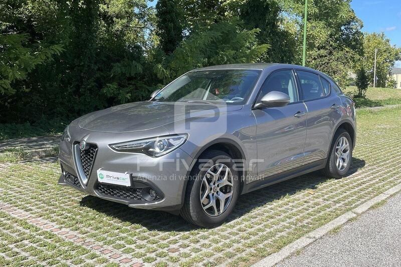 Grigio Usata 2020 Alfa Romeo Stelvio Executive SUV | 31.900 € (Buon prezzo) - Immagine 1/4