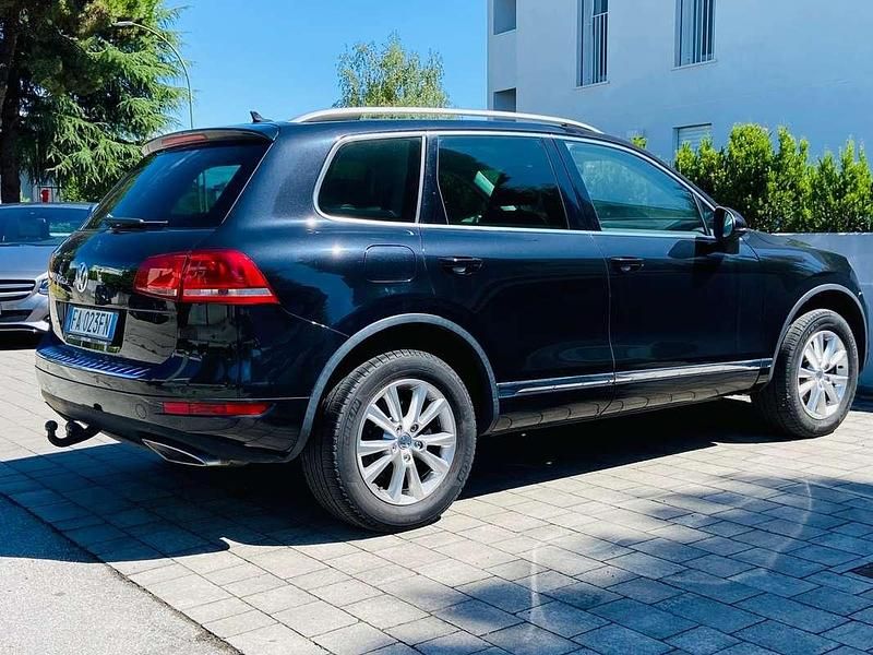Usata VW Touareg 245 CV (180 kW) 2013 Nero SUV