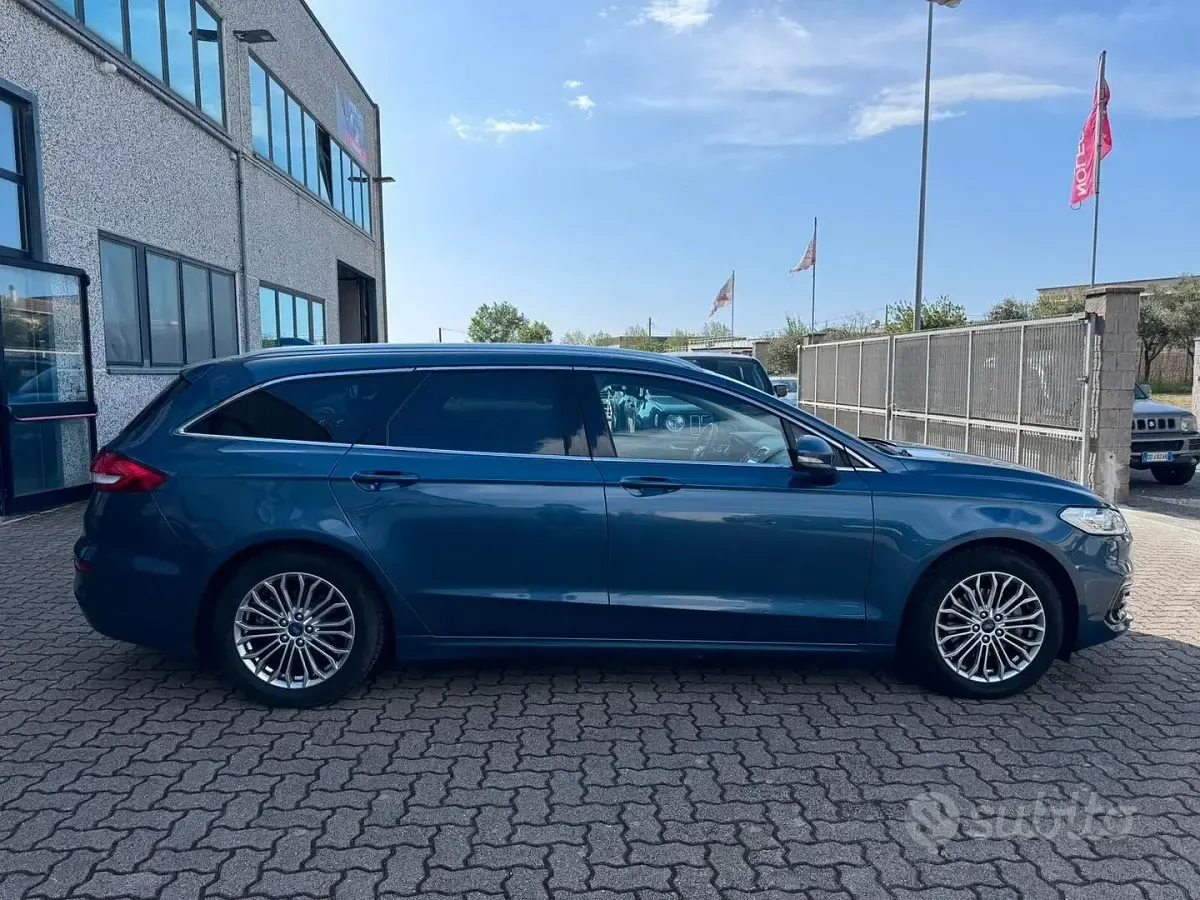 Usata Ford Mondeo ST-Line 150 CV (110 kW) 2020 Blu Station wagon