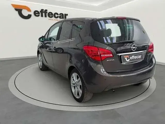Usata Opel Meriva Cosmo 119 CV (87 kW) 2015 Grigio Monovolume