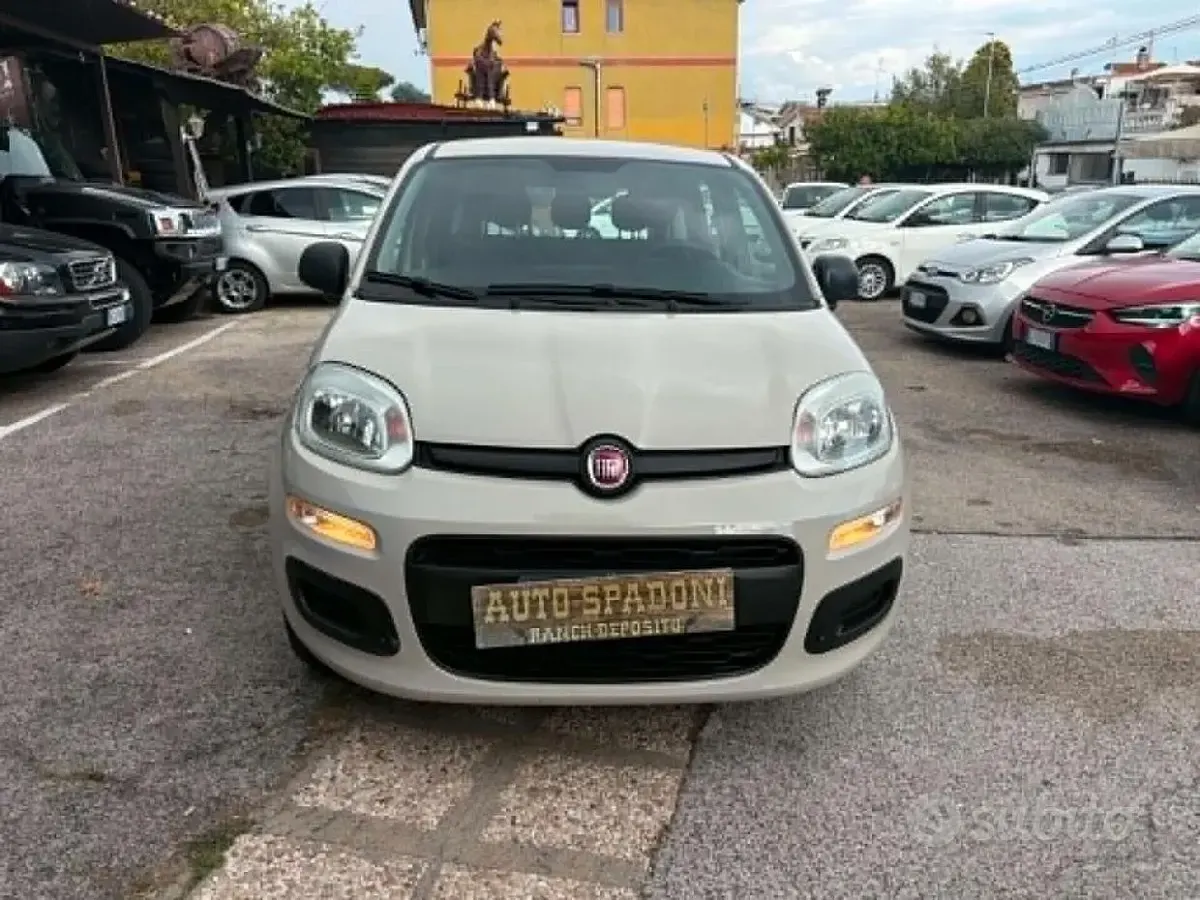 Usata Fiat Panda Lounge 69 CV (50 kW) 2016 Beige Utilitaria