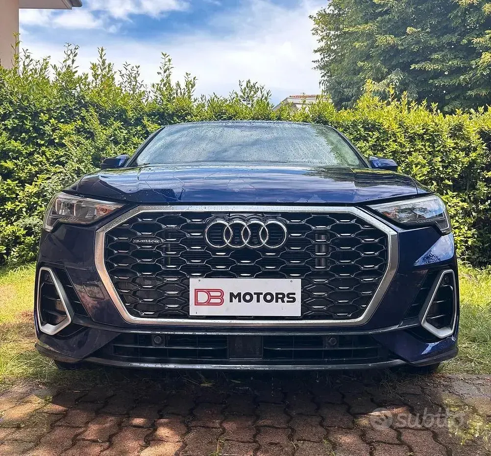 Usata Audi Q3 Business Plus 150 CV (110 kW) 2022 Blu SUV