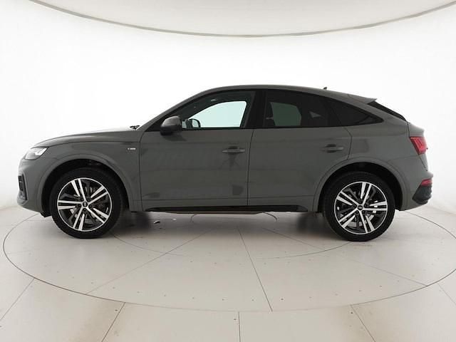 Usata Audi Q5 Sportback S-Line 204 CV (150 kW) 2022 Grigio quantum SUV