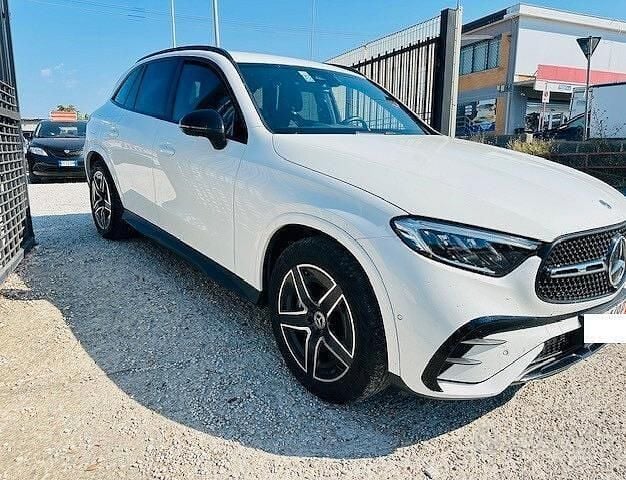 Usata Mercedes GLC220 AMG Line Premium Plus 197 CV (144 kW) 2024 Bianco SUV