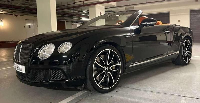 Nero Usata 2015 Bentley Continental GT Convertible Cabrio | 85.000 € (Buon prezzo) - Immagine 1/4