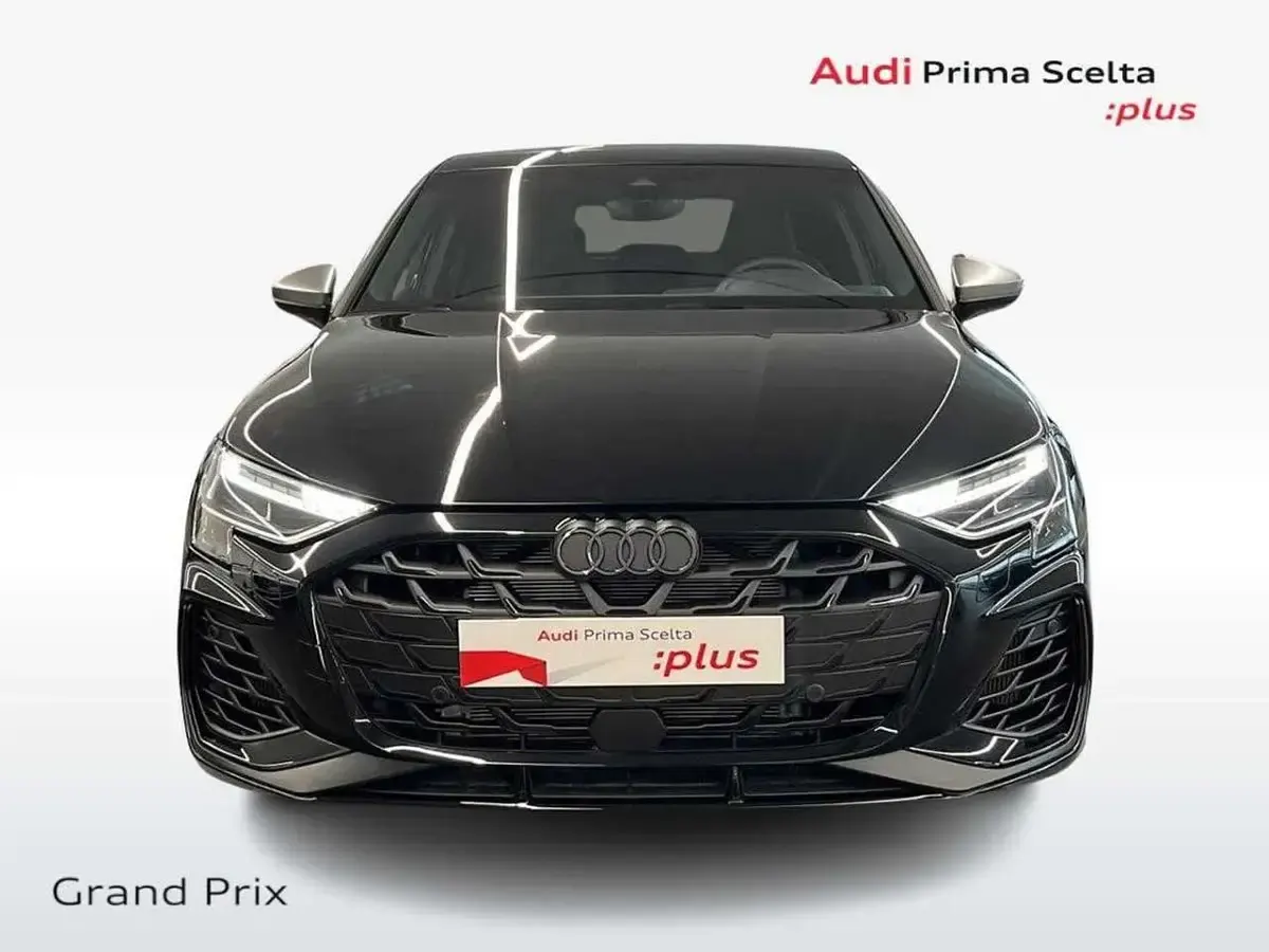 Nuova Audi A3 333 CV (244 kW) 2026 Nero Berlina
