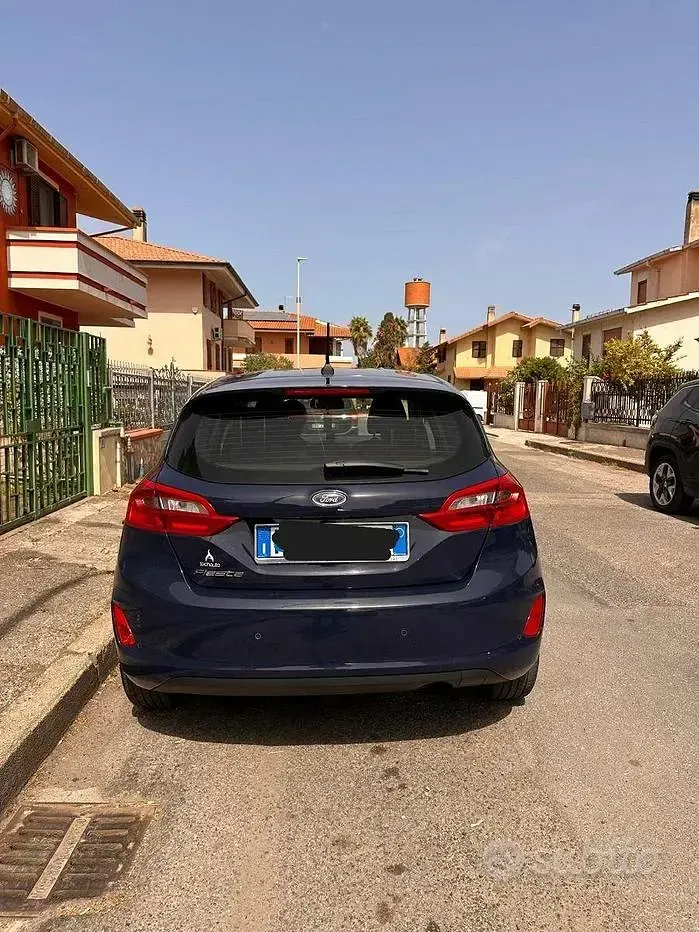 Usata Ford Fiesta Titanium 86 CV (63 kW) 2018 Bluazzurro Utilitaria