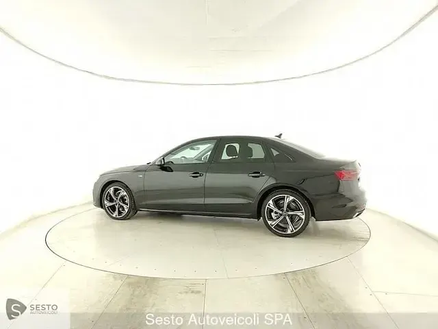 Usata Audi A4 S-Line 204 CV (150 kW) 2024 Blu/azzurro Station wagon