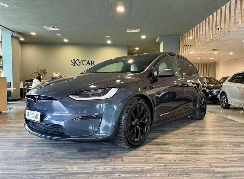 Grigio Usata 2024 Tesla Model X SUV | 82.500 € (Buon prezzo) - Immagine 1/3