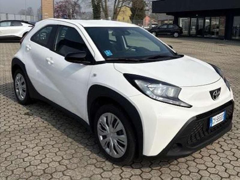 Usata Toyota Aygo X Active 72 CV (52 kW) 2025 Other SUV